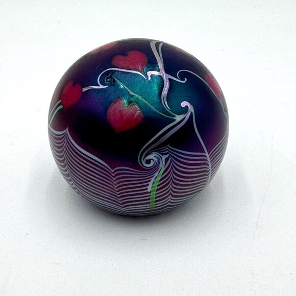 Grant and Randolph Studios deep Cabot Blue swirl and red heart design paperweigh - Picture 1 of 8